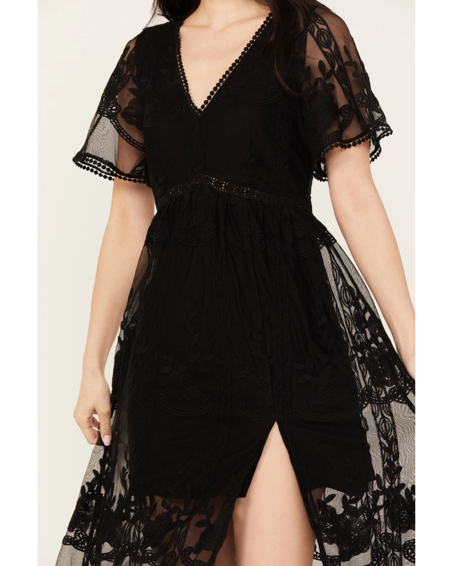 Shyanne Women's Floral Lace Split Leg Maxi Dress 5 Shyanne Women's Floral Lace Split Leg Maxi Dress - Image 3